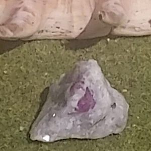 Natural Ruby Specimen Gemstone Mineral 14g (A3) - Picture 1 of 3