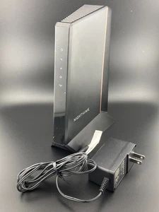 NETGEAR CM2000 Nighthawk DOCSIS 3.1 modem via cavo - Foto 1 di 7