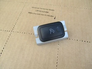 2011 MERCEDES-BENZ C 300 FRONT TRUNK LID RELEASE SWITCH A2048707051 - Picture 1 of 4