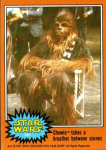 1977 Topps Star Wars Series 5 Orange #324 Chewie takes a breather between scenes - Picture 1 of 1