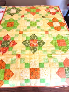 Beautiful Vintage Handmade Yellow Orange Green Patchwork 40" x 54" - Picture 1 of 6