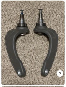 2er Set Rollengabeln für die elektrischen Rollstühle Permobil C300, C350, C500 - Bild 1 von 3