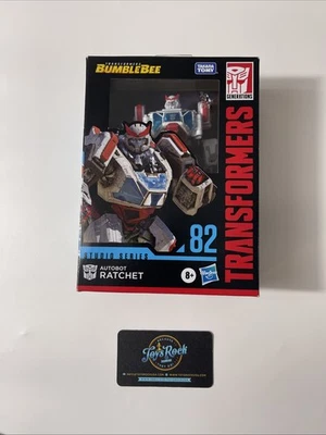 Transformers Autobot Ratchet Studio Series Bumblebee 82 Deluxe Class - Image 1 of 4