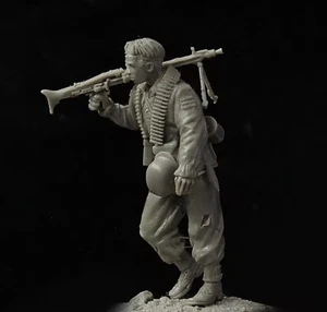 Kit Modelo Figura Resina 1/35 Soldado Alemán Ametrallador Herido Segunda Guerra Mundial Sin Pintar - Imagen 1 de 2