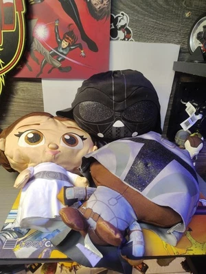 STAR WARS Doorables Puffables Plush: Star Wars & The Mandalorian. Lot Of 3 - Image 1 of 4