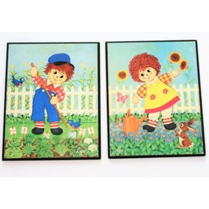 Juego de Colección (2) Cuadros de Madera RAGGEDY ANN & ANDY Arte Colgante de Pared Firmado Lyn 11x14 - Imagen 1 de 6
