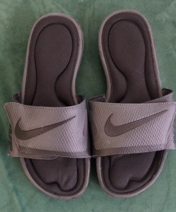 nike comfort footbed mens