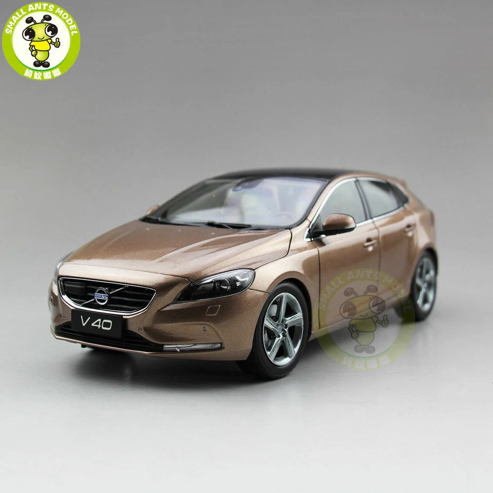 1：18 VOLVO V40 Station wagon Diecast Car Model Toys kids Boy Girl Gifts Bronze - Image 1 of 4