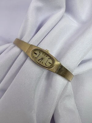 Vintage Pulsar Women’s Watch Gold Tone Skinny Thin Oval Dainty Cute Petite Cute - Image 1 of 4