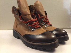 Coconuts by Matisse Brown Two Tone Lace Up Trenton Boots Women's size 8M - Picture 1 of 10