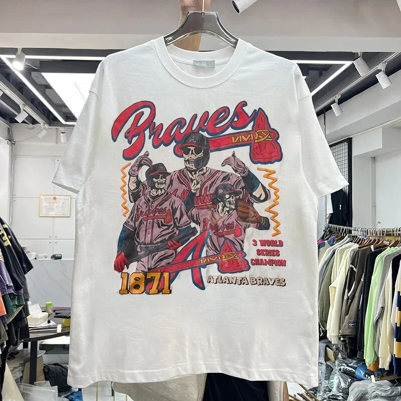 Atlanta Braves Campeones del Mundo Blanco Manga Corta Unisex Camiseta Años 90 HN2067 Foto 1 de 1