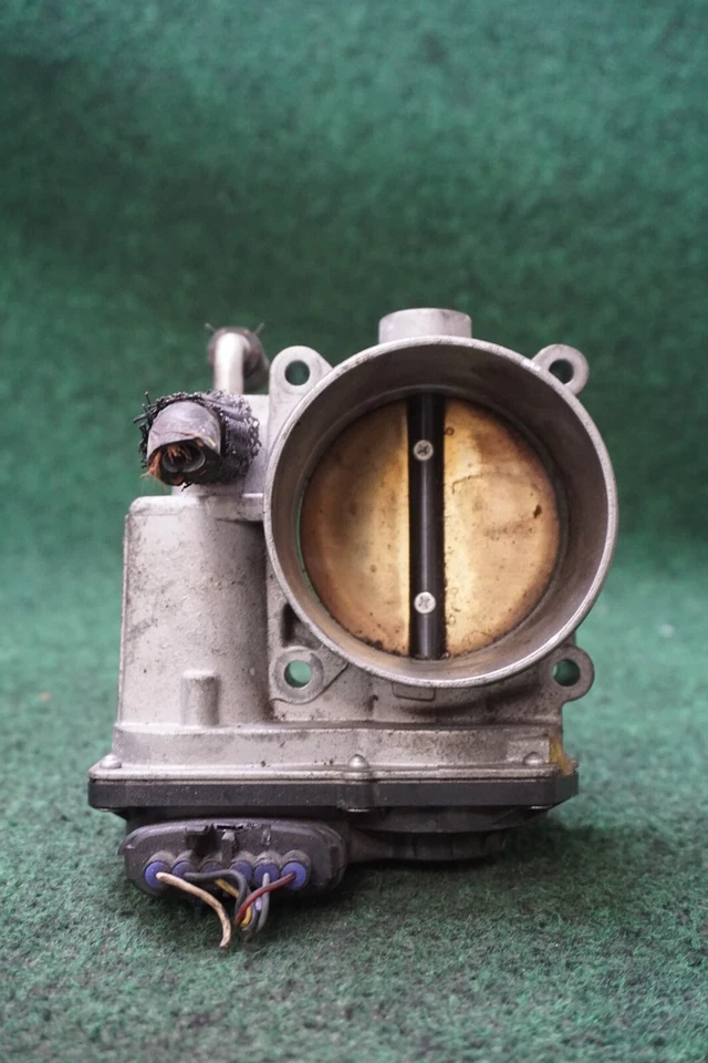 Lexus IS350 2008 3,5 L carrocería del acelerador OEM 2203031040 135.402 millas Foto 1 de 4