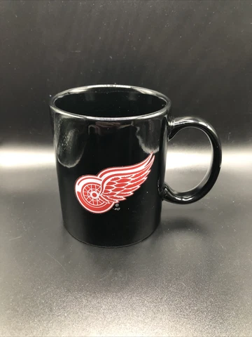 NHL Detroit Red Wings Black Coffee Mug Cup VERY NICE Cover