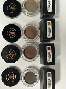 Anastasia Beverly Hills-DipBrow Pomade - Soft Brown - Picture 1 of 5