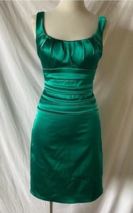 B. Darlin Emerald Green Ruched Satin Dress Ladies Size 5/6 - Picture 1 of 10
