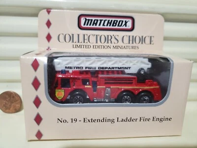 Matchbox 1994 COLLECTOR's CHOICE #19 METRO FIRE EXTENDING LADDER FIRE TRUCK NIBx - Image 1 of 4