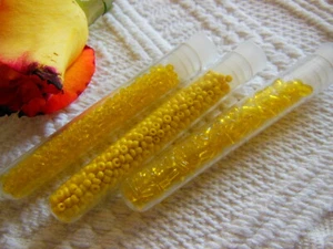Lot 3 tubes de perles de rocailles jaune creation bijoux loisir creatif - Picture 1 of 4