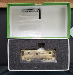 N Scale BRASS Overland OMI-2829 Bay Window Caboose Milwaukee Road - Picture 1 of 2