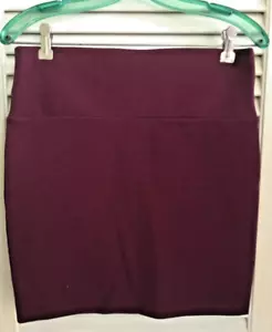 Forever 21 Women’s Mini Burgundy Skirt Large - Picture 1 of 5