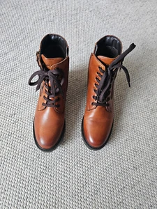 s.Oliver Schnürstiefeletten Braun Gr. 38 quasi NEU - Bild 1 von 5