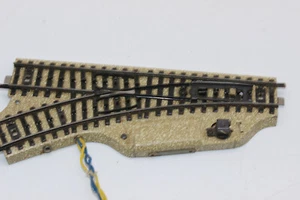 Märklin HO 3601 binario a M scambio elettrico sinistro - Foto 1 di 2