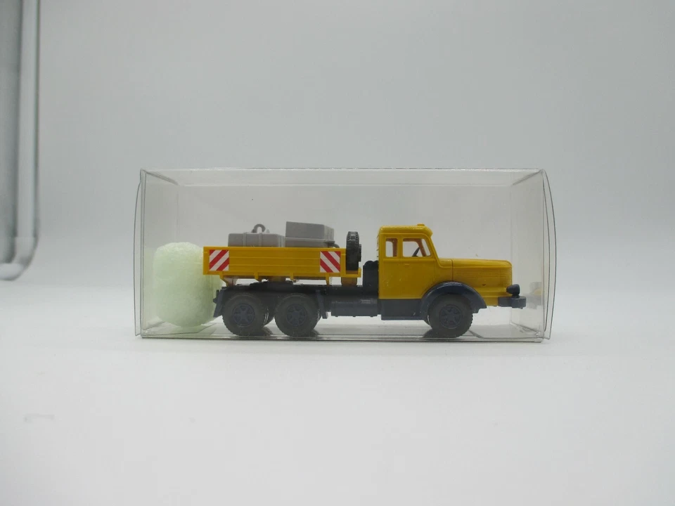 Wiking: Culemeyr Camion Krupp Titan (GK40)* - Immagine 1 di 1