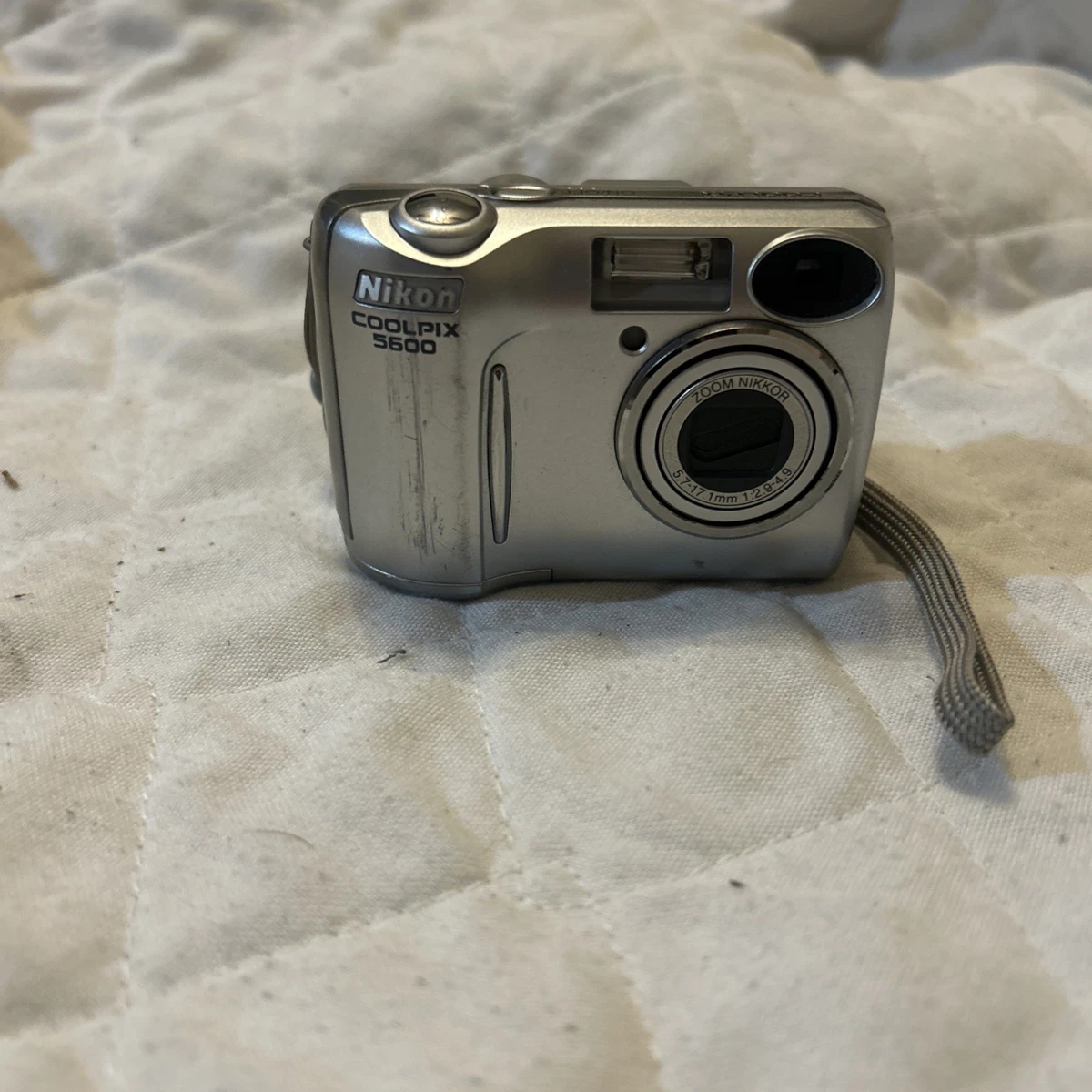 Nikon COOLPIX 5600 Digital Cameras for Sale | Shop New & Used