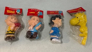 LOTE DE JUGUETES Peanuts Squeaker de colección: Linus Charlie Lucy Woodstock Nuevo de Lote Antiguo ConAgra 1958 - Imagen 1 de 5
