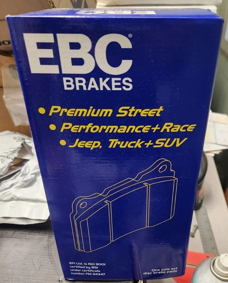 Передняя керамическая тормозная колодка с низким содержанием пыли Ebc Redstuff Dp32158C для Audi A8 Rs7 S6 13–18 годов выпуска - Изображение 1 из 2