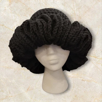 Sombrero único hecho a mano con volantes negros | Formal e informal | Elegantes sombreros para mujer” Foto 1 de 2