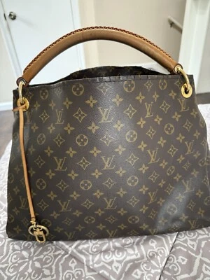 Authentic Louis Vuitton Monogram Canvas Artsy MM Bag - Image 1 of 4