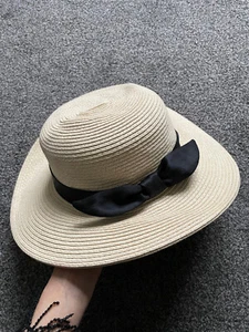 Marks and Spencer Sonnenhut breite Krempe Naturmischung Sommer Urlaub mit schwarzem Band - Bild 1 von 5
