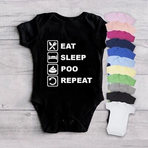 EAT SLEEP POO REPEAT Baby Bodysuit Babygrow Vest Geeky Funny Humour Gift Mum Dad - Foto 1 di 22