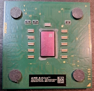 AMD Athlon XP 3200+ AXDA3200DKV4E 2.2GHz Barton 512KB Socket A 462 CPU Processor - Picture 1 of 4
