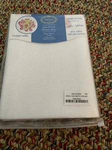 11 Counts Aida Cloth White Size 39" x 60" nwt - Picture 1 of 2