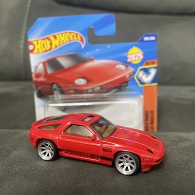Hot wheels RED 1983 PORSCHE 928S CUSTOM SILVER DEEP DISH SPLITRIMS WHEEL SWAPS - Image 1 of 4