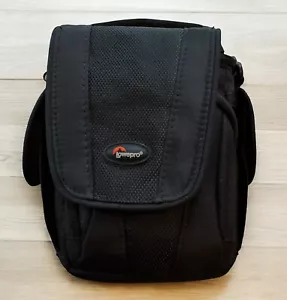 Lowepro Edit 100 Camera & Camcorder Bag Black Detachable Strap Zipper Pocket - Picture 1 of 13