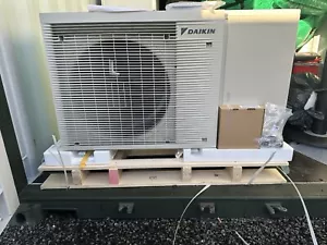Daikin EDLA04E2v3 Heat Pump, 5kW Outdoor Heat/Cool - Picture 1 of 4