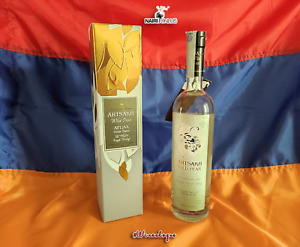 Ohanyan, distillato armeno di pera selvatica dell' Artsakh - pro NairiOnlus