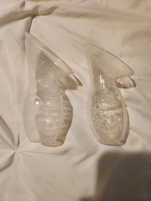 Silicone Breastfeeding Manual Milk Pump 4oz Pack of 2 - Image 1 of 3