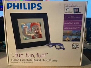 Philips Home Essentials Digital LCD Photo Frame 7 Inch Black Frame SPF3007D/G7 - Picture 1 of 1