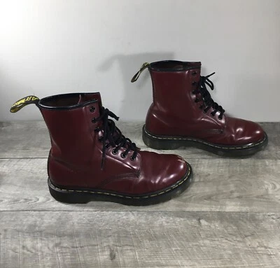 Botas hippies Doc Martens para mujer 1460 de cuero rojo combate punk gótico Reino Unido 6 EE. UU. 8 Dr Foto 1 de 4