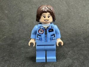 LEGO Ideas Sally Ride Minifigure Set 21312 - Picture 1 of 3