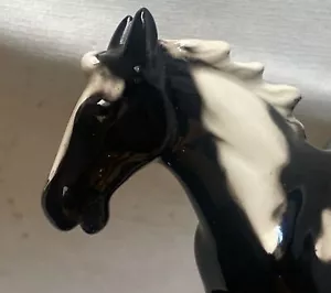 Porzellan schwarz & weiß Porzellan Bronco Pferd 7 Zoll aufrecht Figur Vintage - Bild 1 von 5