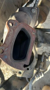 2012 Dodge challenger exhaust manifold driver left side - Picture 1 of 1