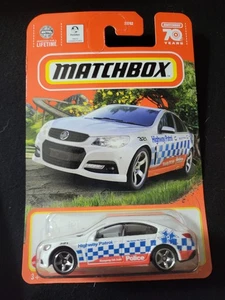 2023 Matchbox 35/100 HOLDEN VF COMMODORE SSV White New Near Mint - Picture 1 of 2