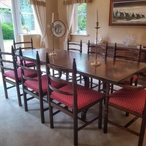 Dining Table – Extending – 8 Chairs – Vintage - Younger Toledo - Picture 1 of 13