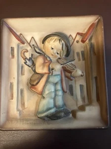 Vintage M. J. Hummel Goebel LITTLE FIDDLER # 93 Wall Plate Hanging Plaque - Picture 1 of 4