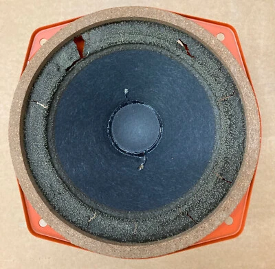 Altavoz de graves Heco TC174 woofer años 70 funciona pero grietas en el sicke Foto 1 de 4