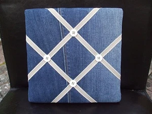 Handmade denim mini noticeboard/photoboard/message board- 20cm square - Picture 1 of 2